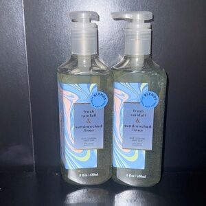 Bath & Body Works Fresh Rainfall & Sundrenched Linen Deep Cleansing Hand Soap x2